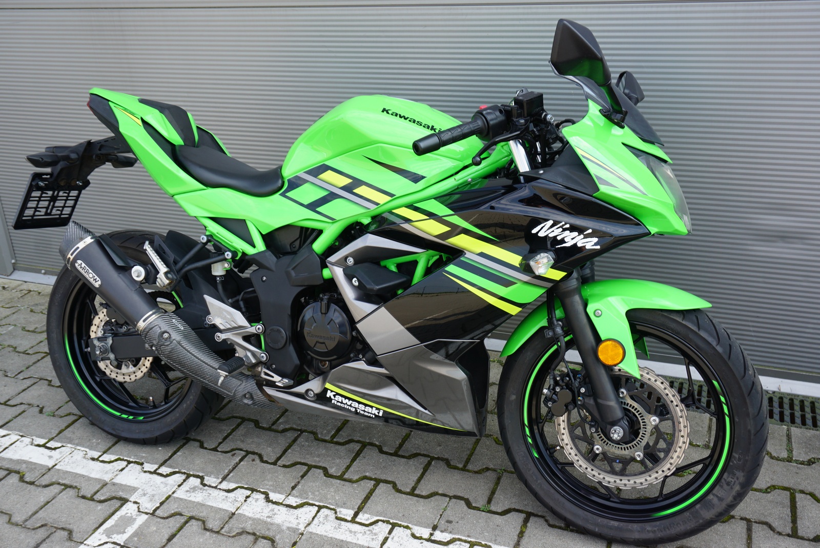 Kawasaki Ninja 125 ABS ARROW