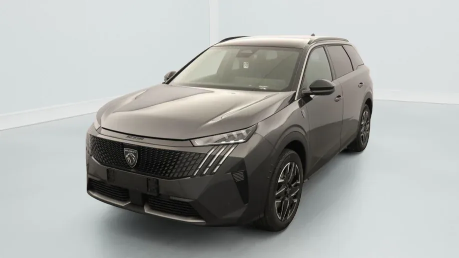 Peugeot 5008 Gt 1.2 HYBRID 145 Zéro km immatriculé
