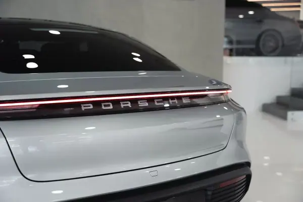 Porsche Taycan 2020 4S