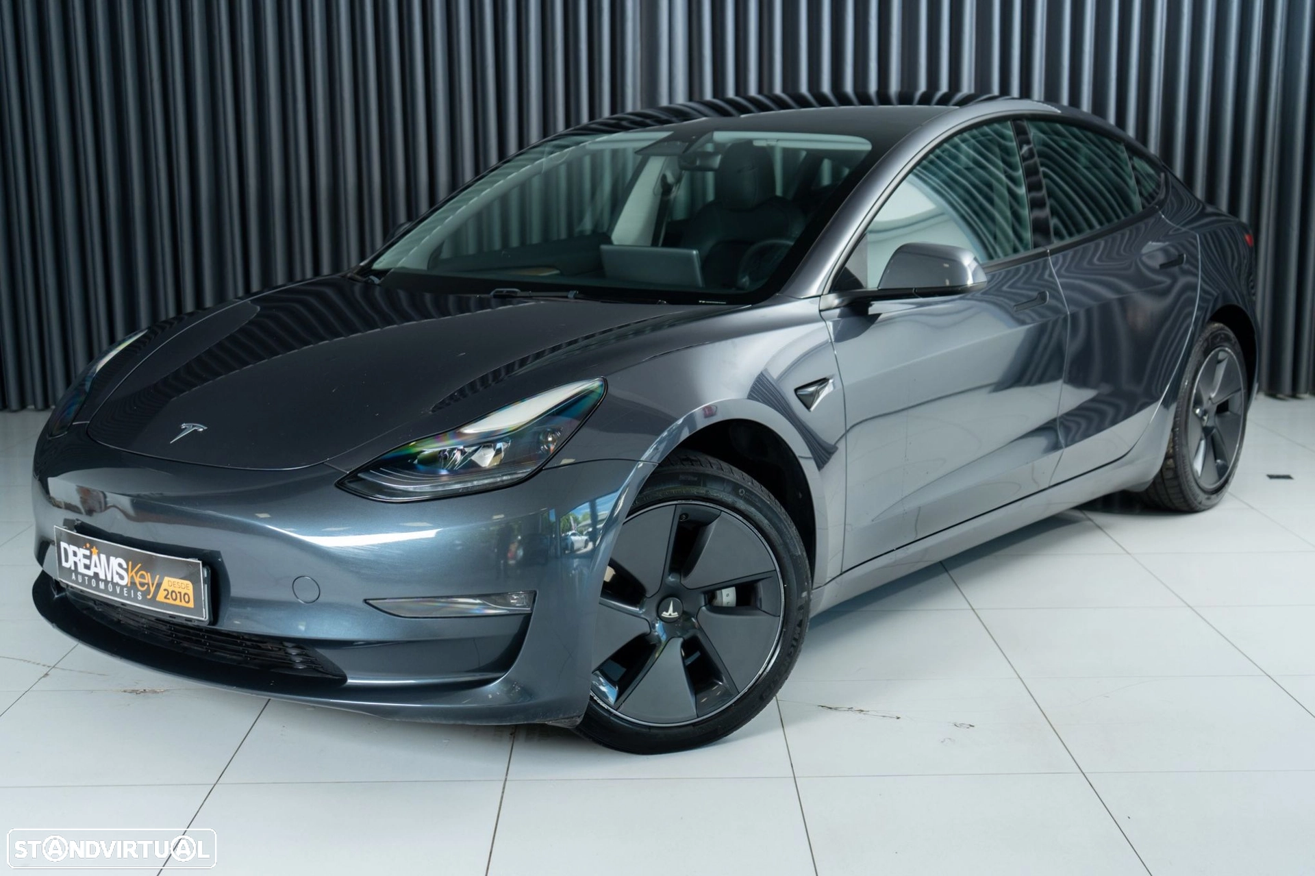 Tesla Model 3 Long Range Tração Traseira