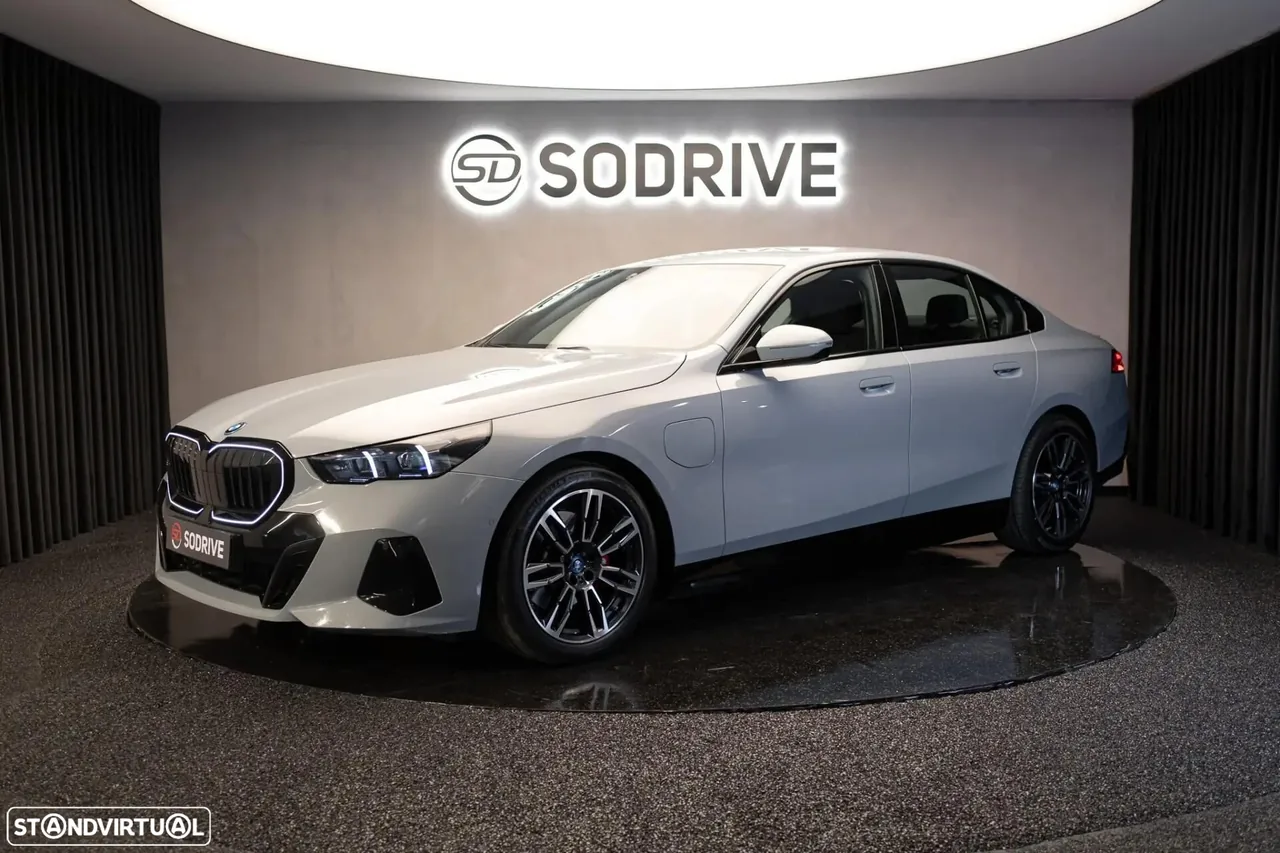 BMW 530 e Pack Desportivo M
