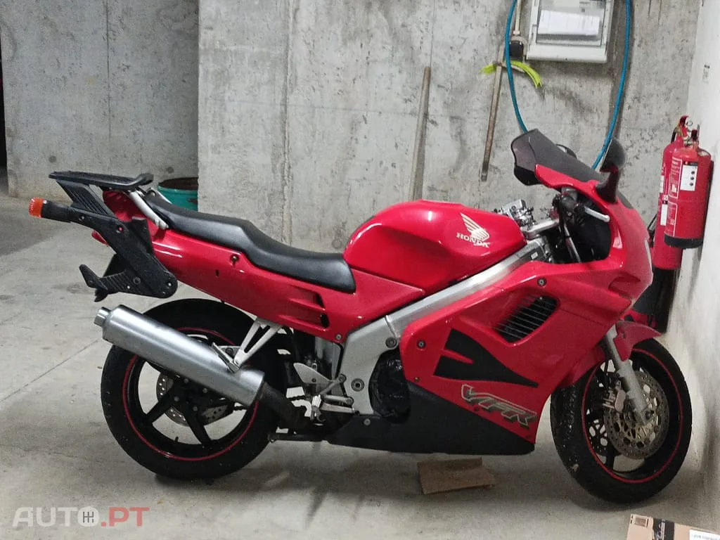 VFR Honda 750