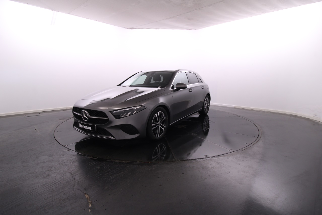 Mercedes-Benz Classe A - 200 d Progressive Advanced Cx. Aut. / Vidros Escurecidos