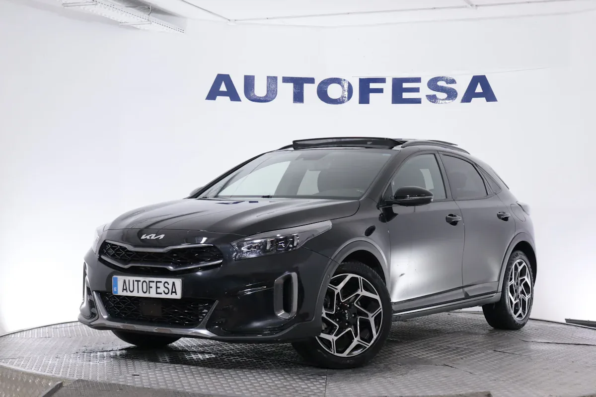 Kia XCEED 1.5 MHEV GT-LINE AUTO 160CV 5P # IVA DEDUCIBLE,TECHO ELE,NAVY,CAMARA TRASERA,AGARANTIA FAB 11/2029