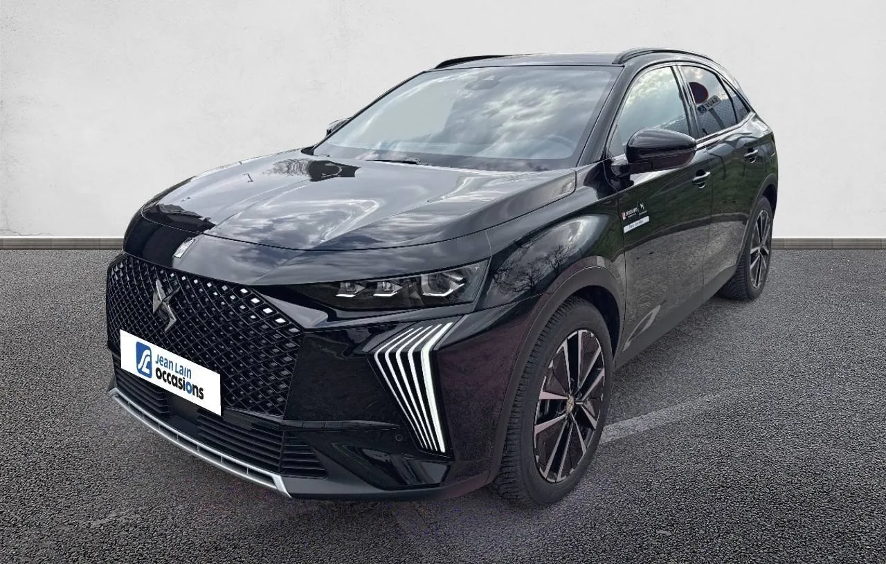 DS DS7 DS 7 Hybride Rechargeable E-Tense 300 EAT8 4x4 Edition France