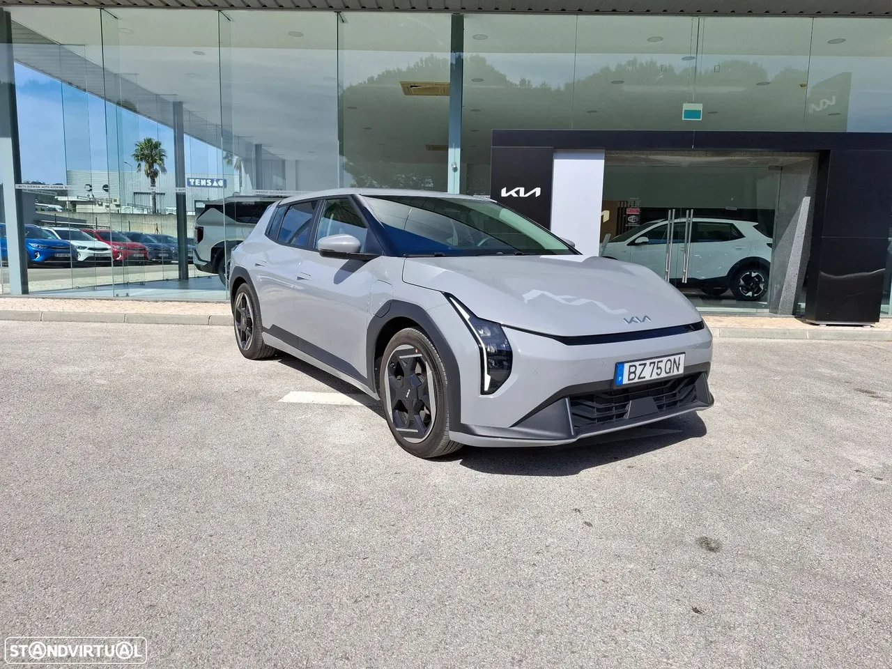 Kia EV4 81.4 kWh Tech