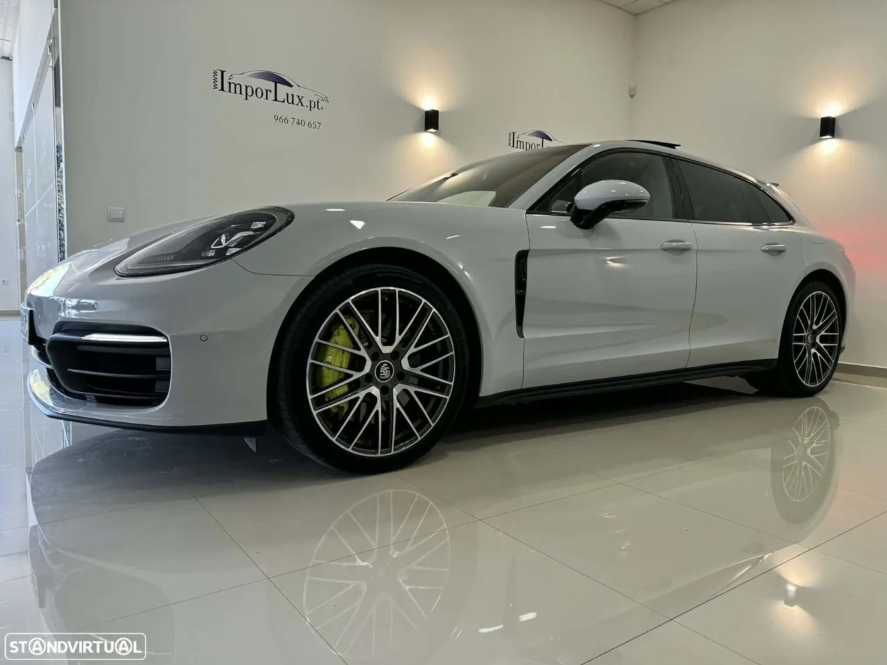 Porsche Panamera Sport Turismo 4 E-Hybrid