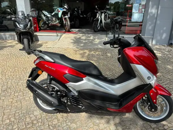 Yamaha NMAX 2016 .
