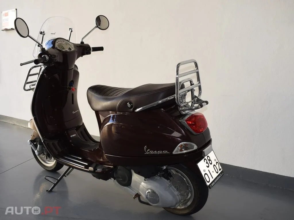 Vespa Piaggio LX 125 IE 4T 3V