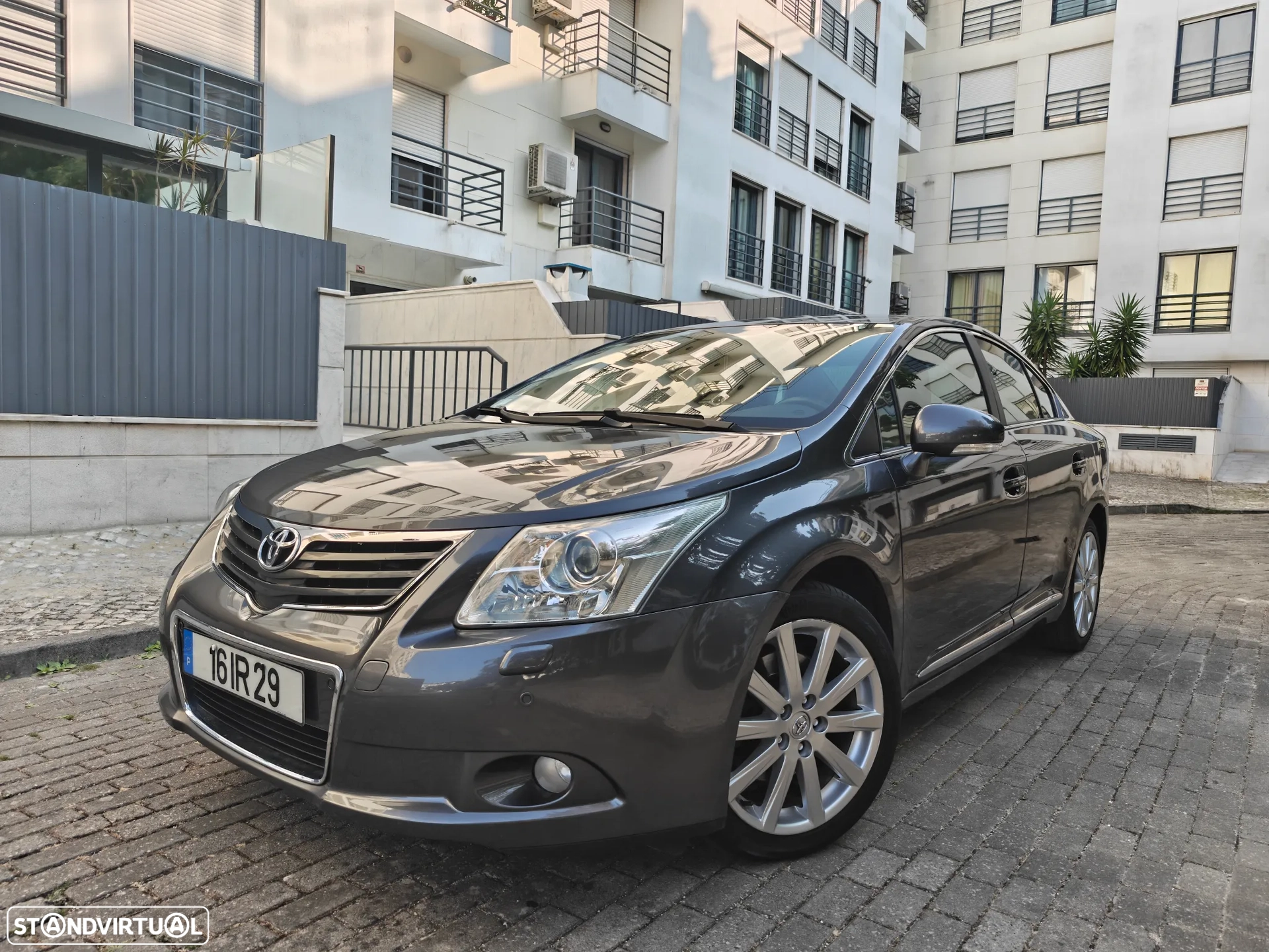 Toyota Avensis SD 2.2 D-4D Luxury +GPS+Pele