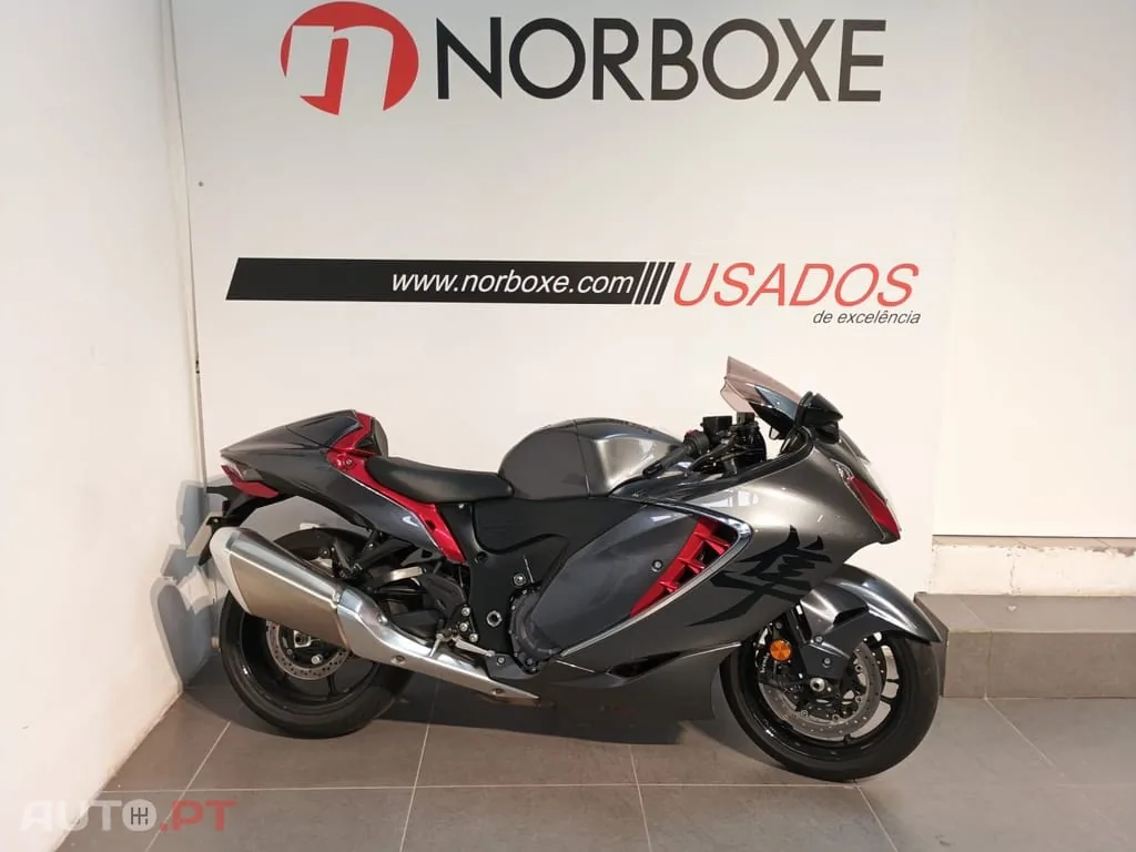 Hayabusa Suzuki GSX-R 1300