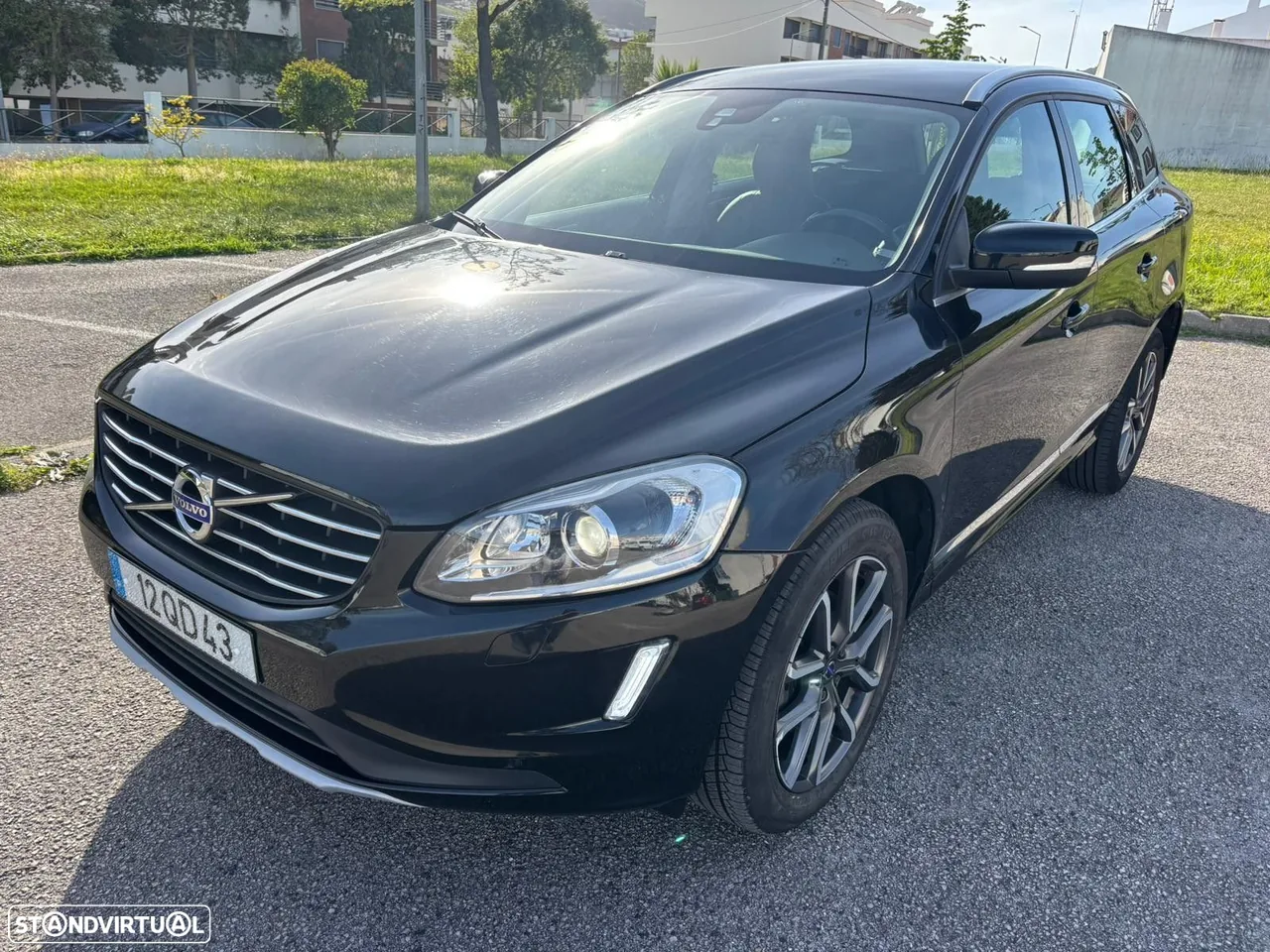 Volvo XC 60 2.0 D4 R-Design