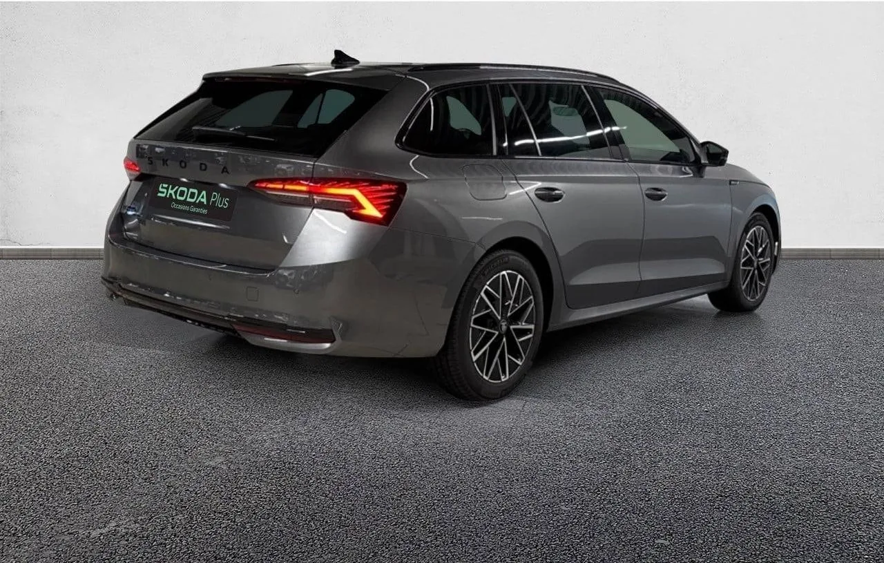 SKODA OCTAVIA Combi 2.0 TDI 150 ch SCR DSG7 Sportline