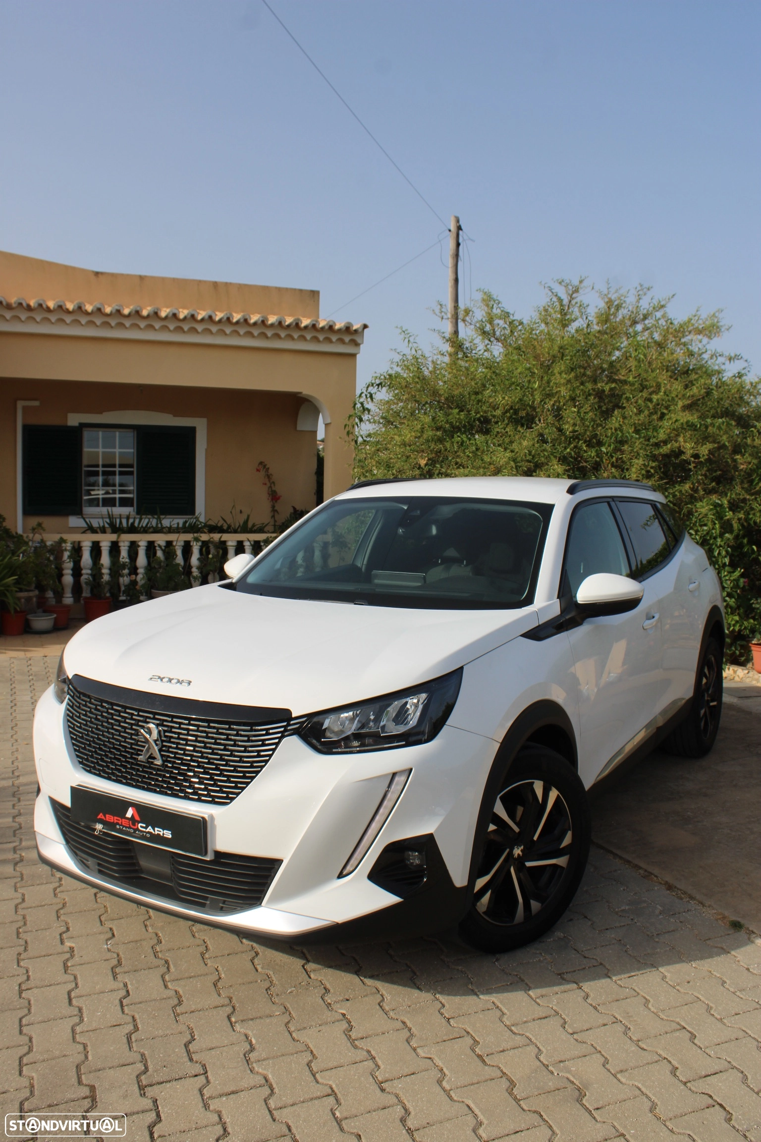 Peugeot 2008 ver-1-2-puretech-allure
