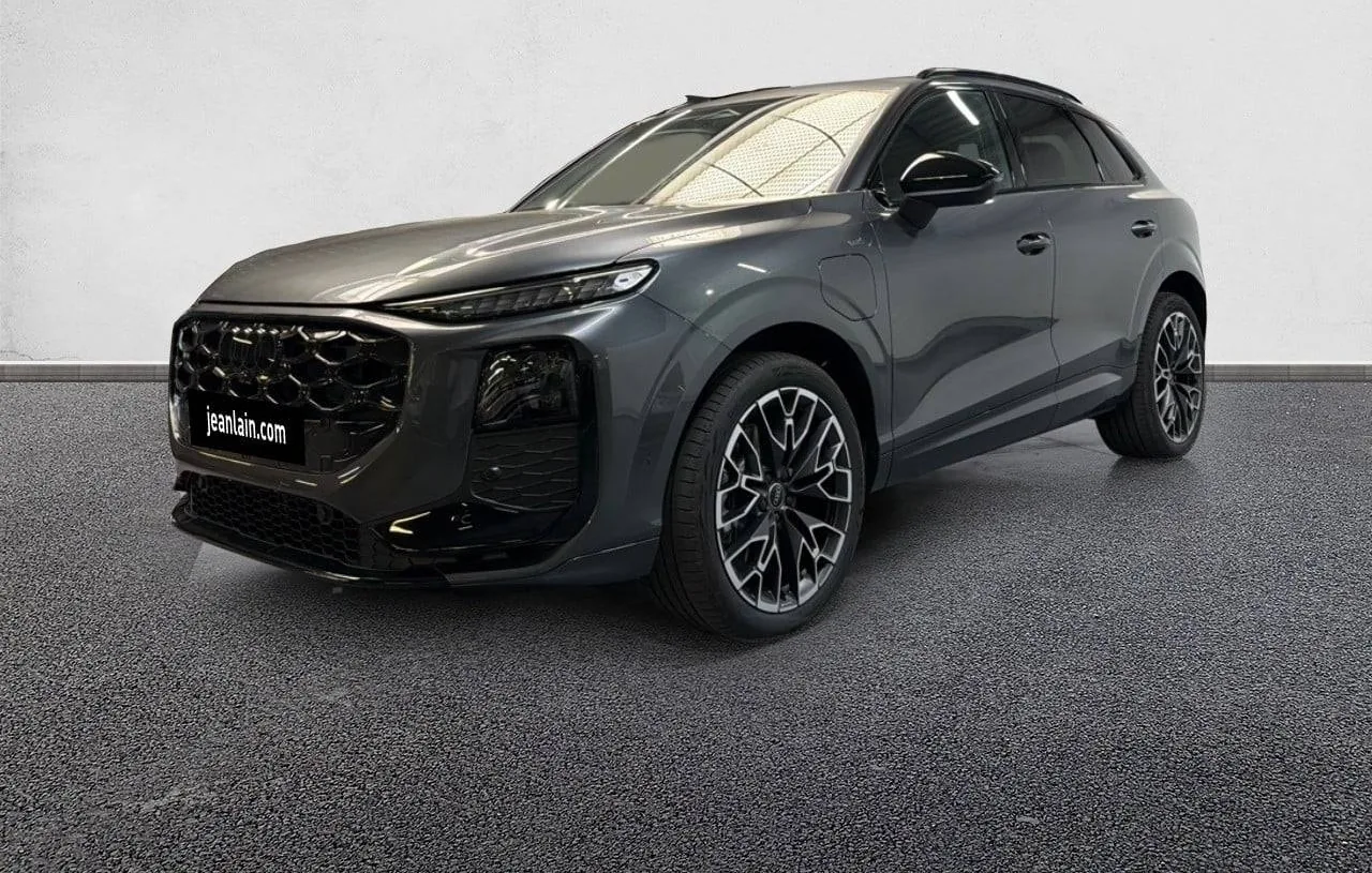 AUDI Q3 HYBRIDE Q3 e-hybrid 272 ch S tronic 6 S line