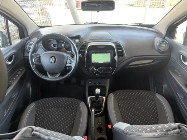 Renault Captur 2018 0.9 TCe Zen