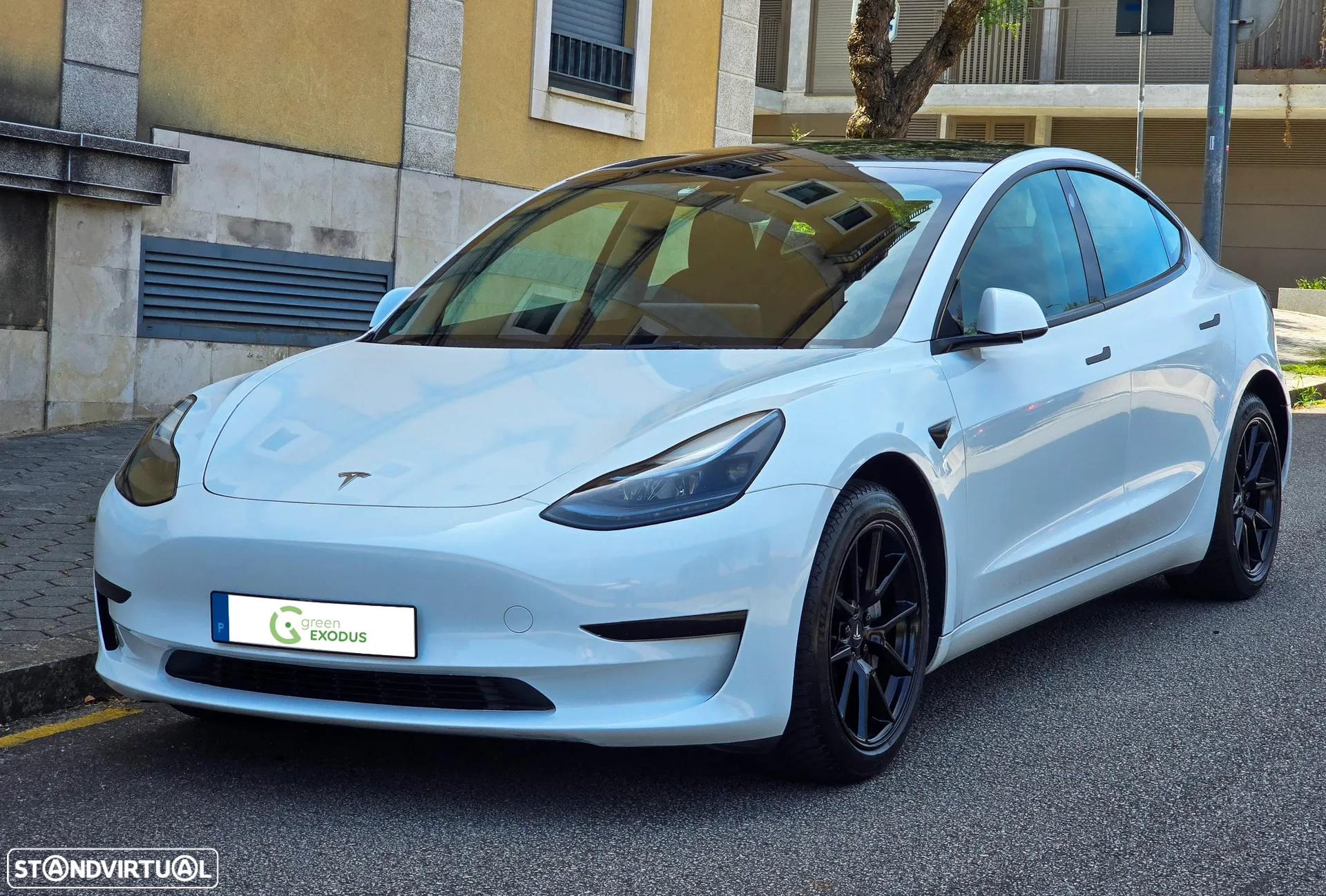 Tesla Model 3 Tração Traseira