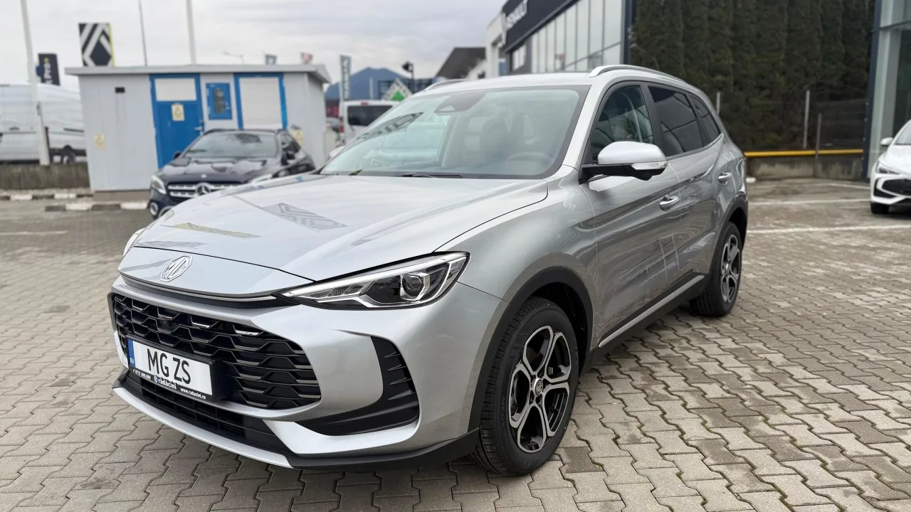 MG ZS 2025