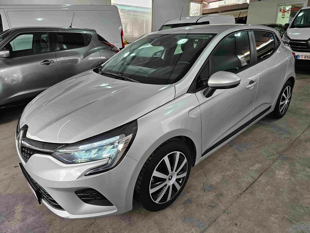 Renault Clio '22 - 1.0 Βενζίνη 91hp - Service αντιπροσωπείας Renault