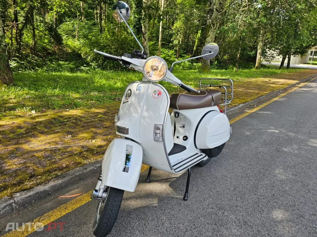 PX Piaggio 200E