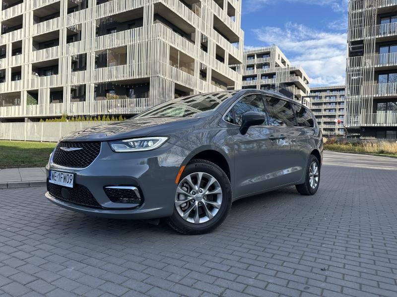 Chrysler PACIFICA 2023