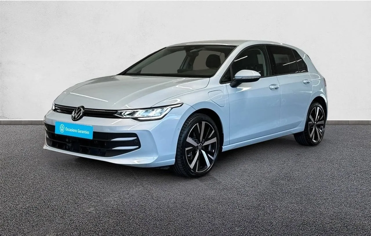 VOLKSWAGEN GOLF 1.5 eHybrid 204 DSG6 VW Edition