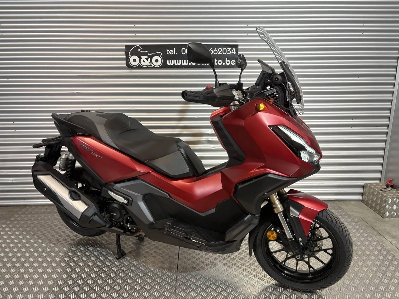 HONDA ADV350