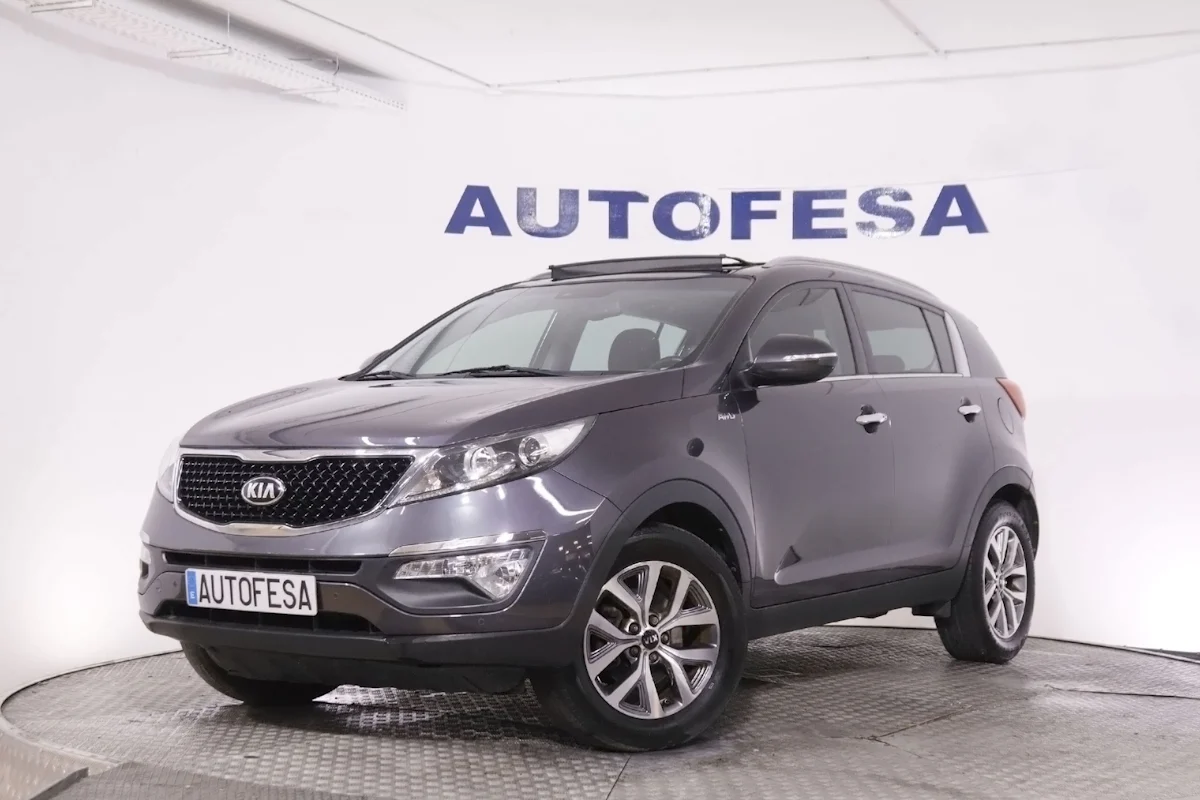 Kia Sportage 2.0 CRDI 136CV 4X4 AUTO 5P # TECHO PANORAMICO ELE,CUERO,NAVY