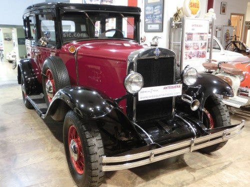 CHEVROLET Universal Sedán