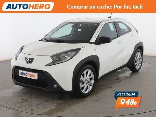 TOYOTA Aygo X Cross 1.0 Play